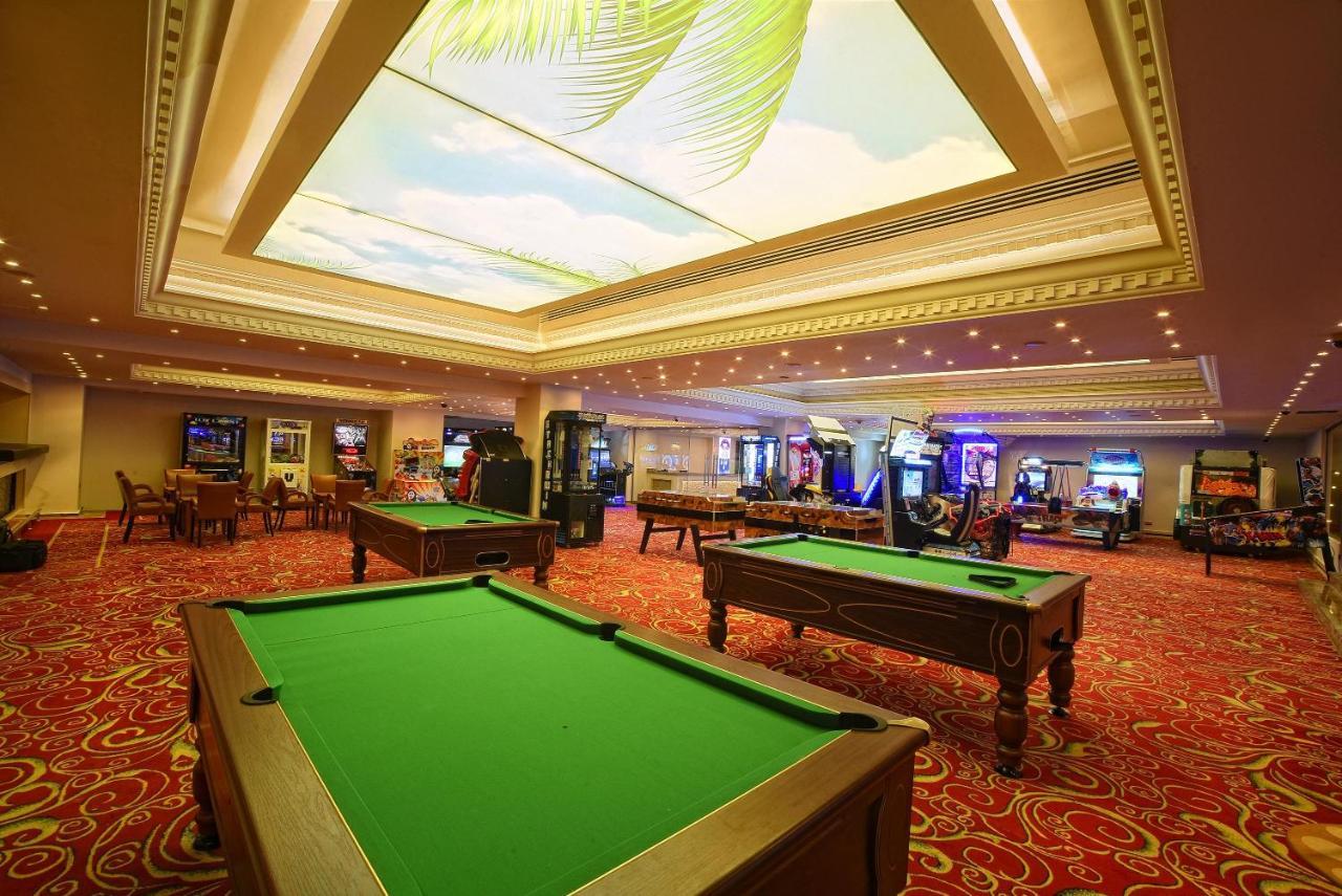 Acapulco Resort Hotel Agios Epiktitos ภายนอก รูปภาพ The pool hall at the MGM Grand